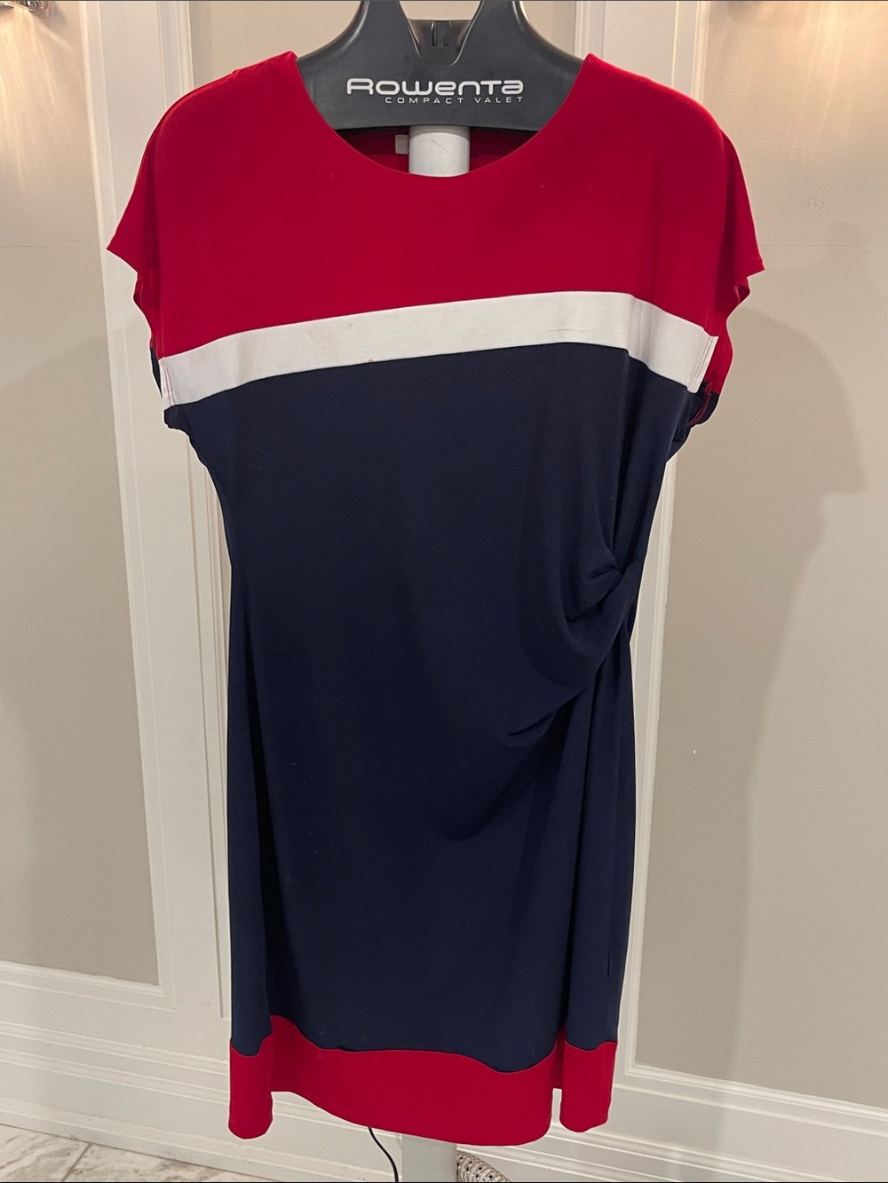 Liz Claiborne Red, White & Navy Colorblock Shift Dress